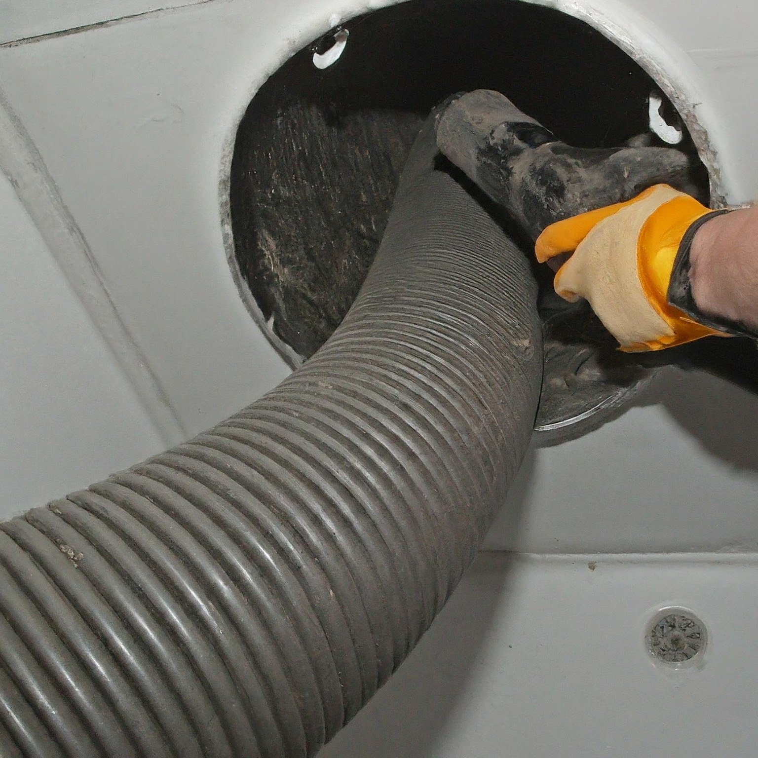 Expert Duct Cleaning Services in Dallas, TX Professional Duct Cleaning Dallas TX - HVAC Air Duct Cleaning Services by Dallas Chimney Sweep